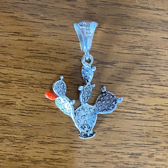 925 3D Sterling Silver Prickly Pear Cactus Pendant with Coral Bead Blossom - Picture 2 of 5